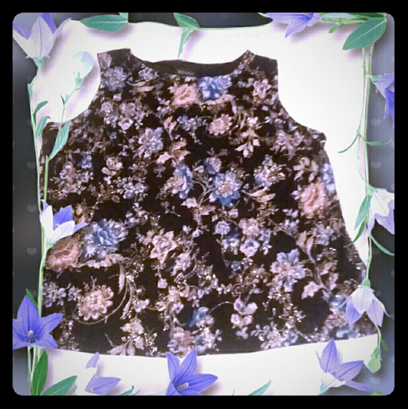 Lane Bryant Tops - Lane Bryant Flower Sparkle Top Size 22/24